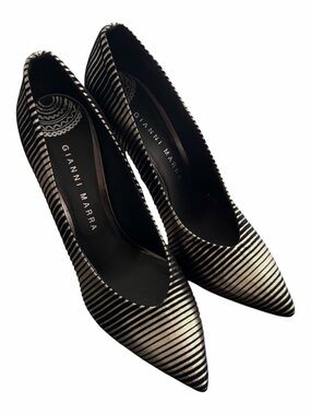 NWT Black and Light Gold Striped Pointed-Toe Heels